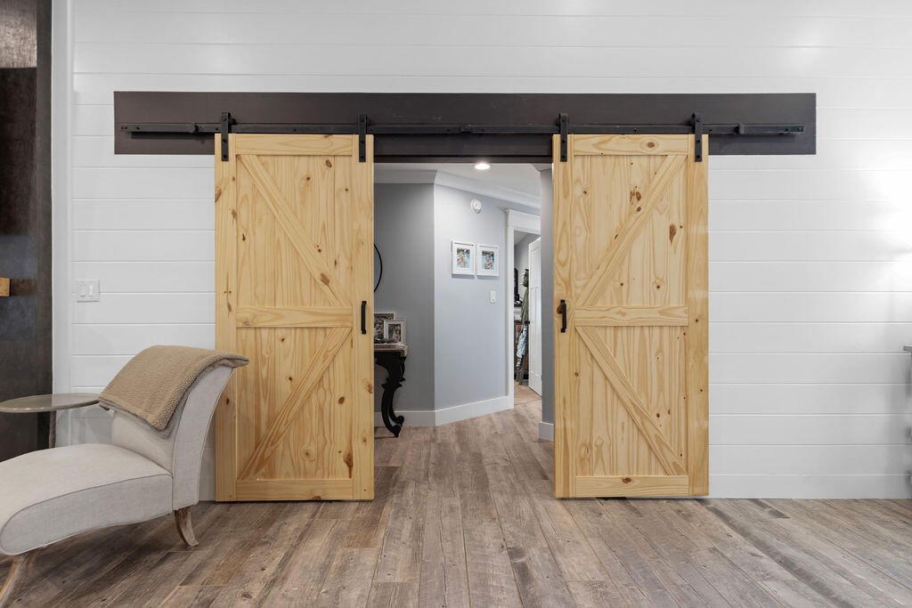 442 W Shipwreck Road