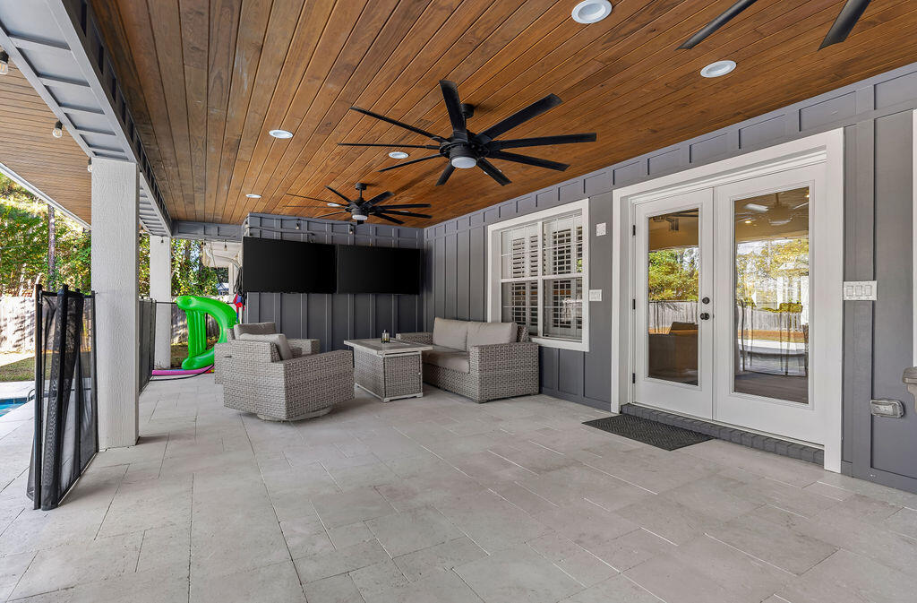 442 W Shipwreck Road