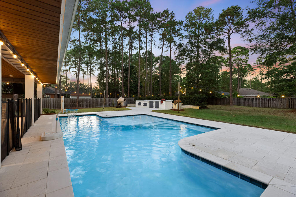 442 W Shipwreck Road