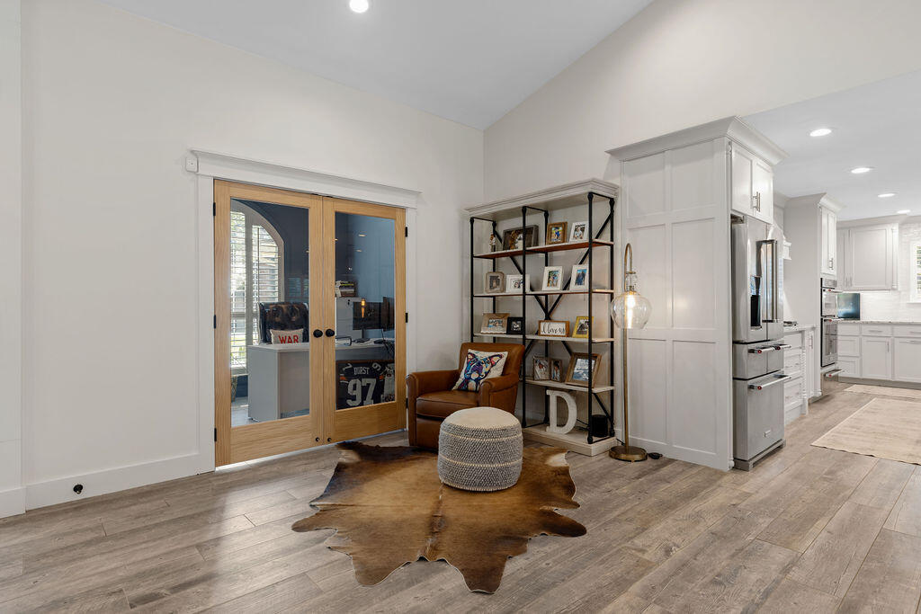 442 W Shipwreck Road