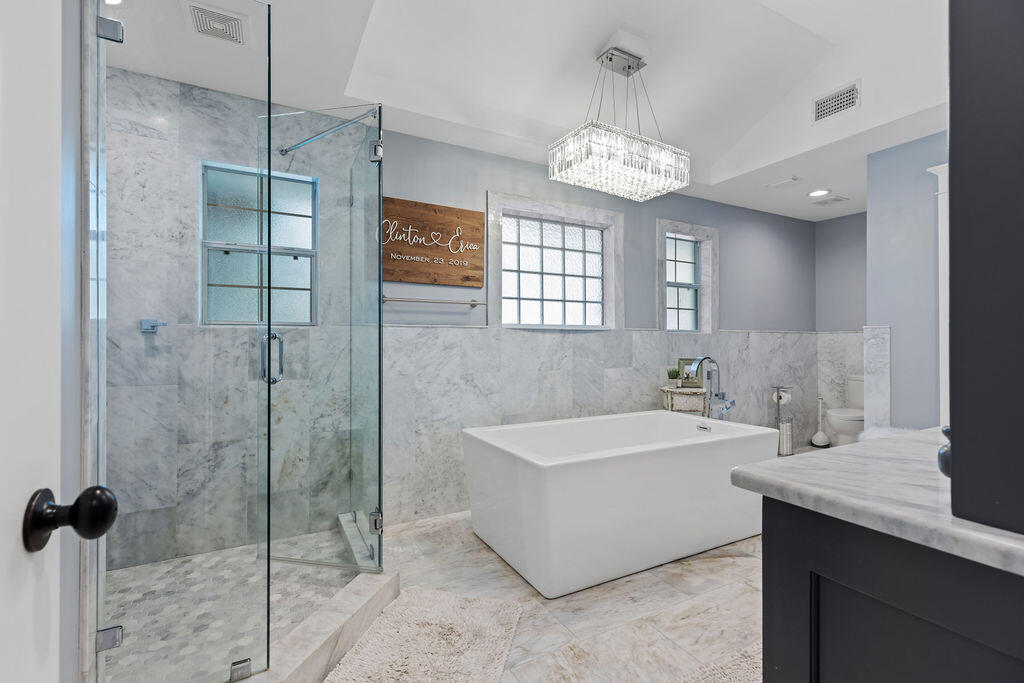 442 W Shipwreck Road