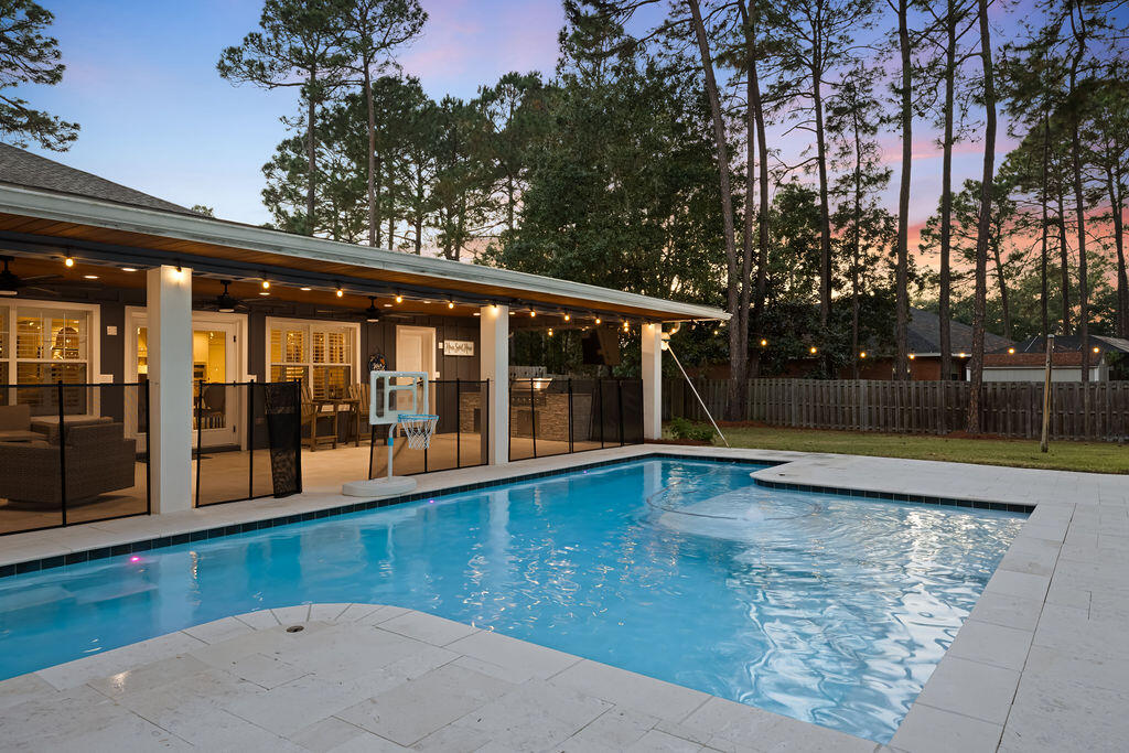 442 W Shipwreck Road