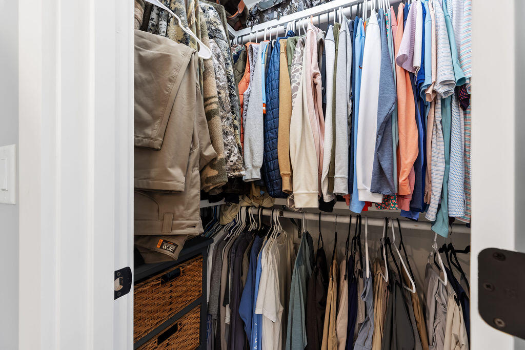 442 W Shipwreck Road