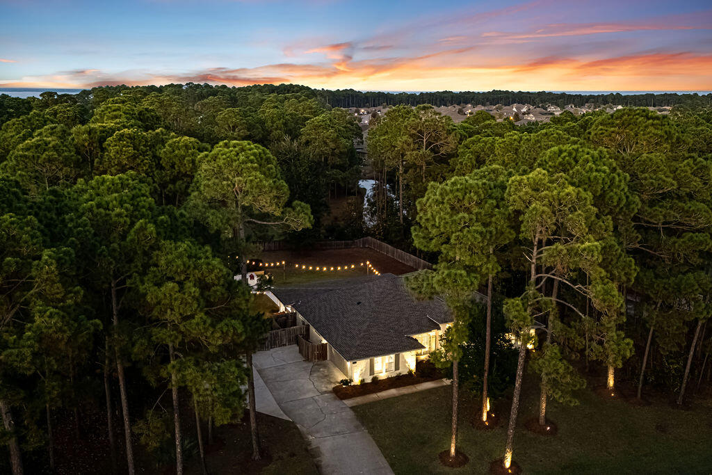 442 W Shipwreck Road