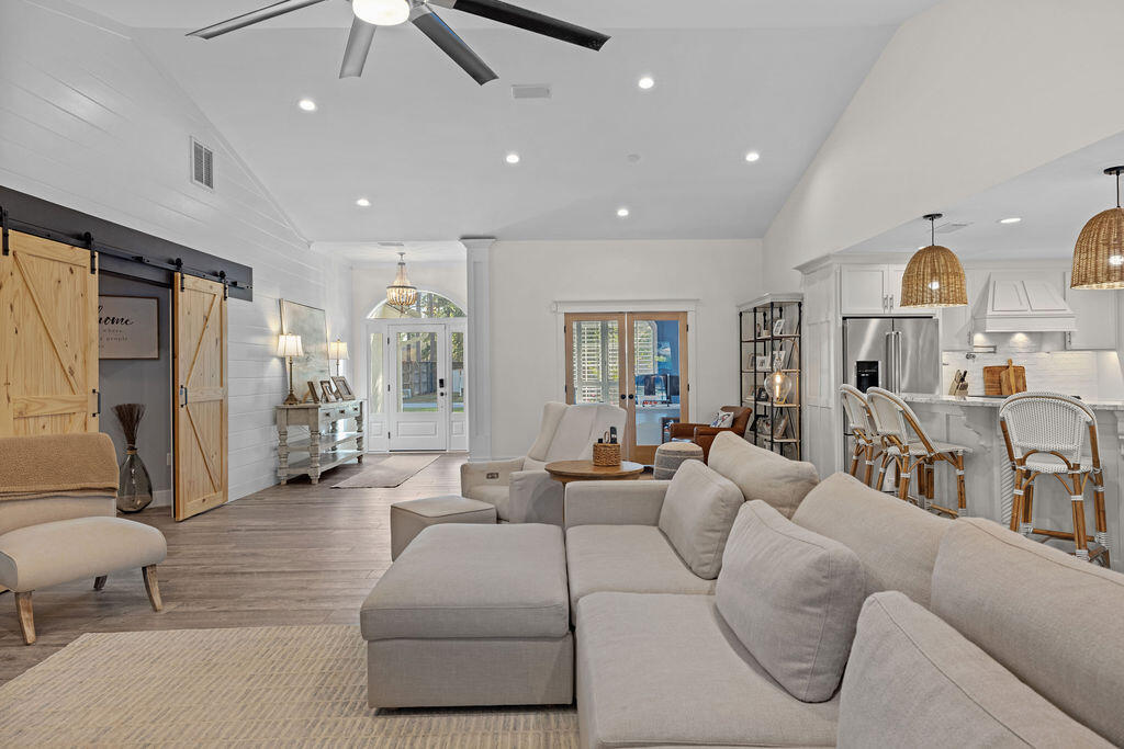 442 W Shipwreck Road