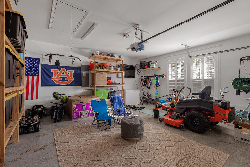 442 W Shipwreck Road