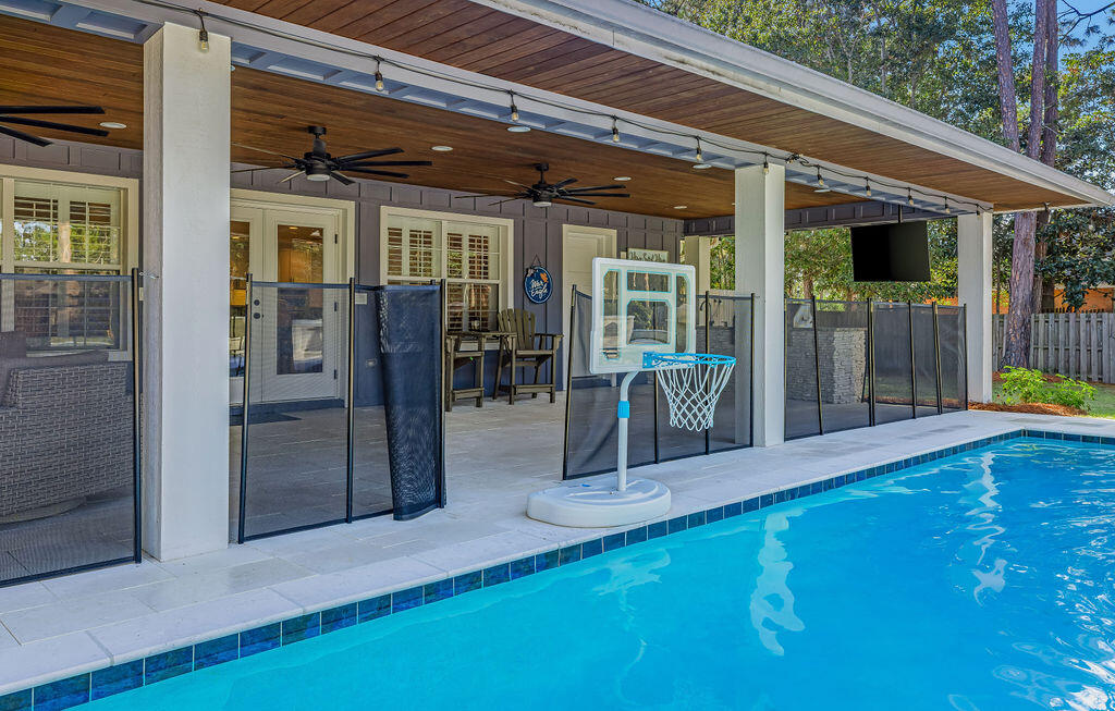 442 W Shipwreck Road