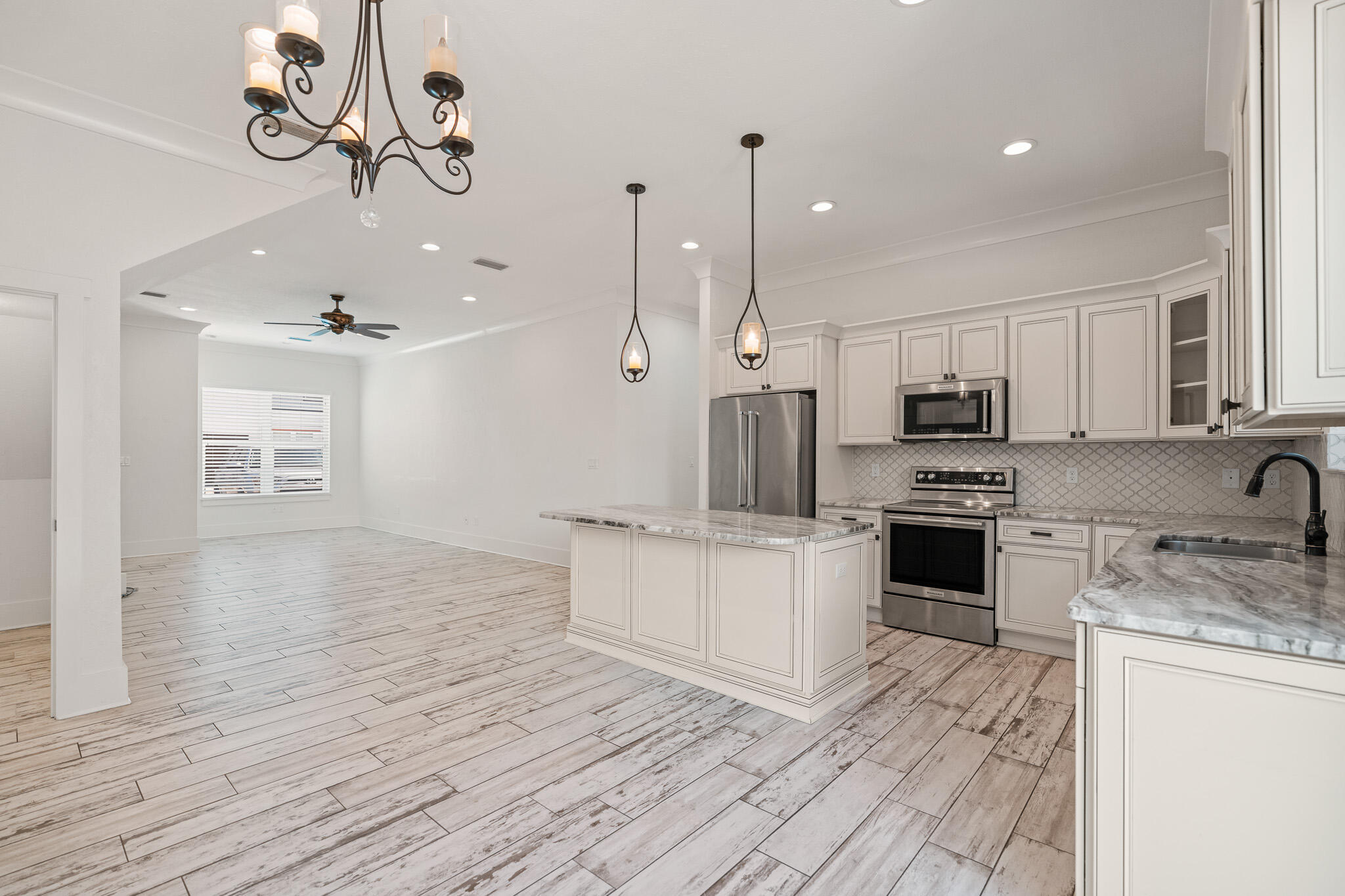 995 Airport Road UNIT 25