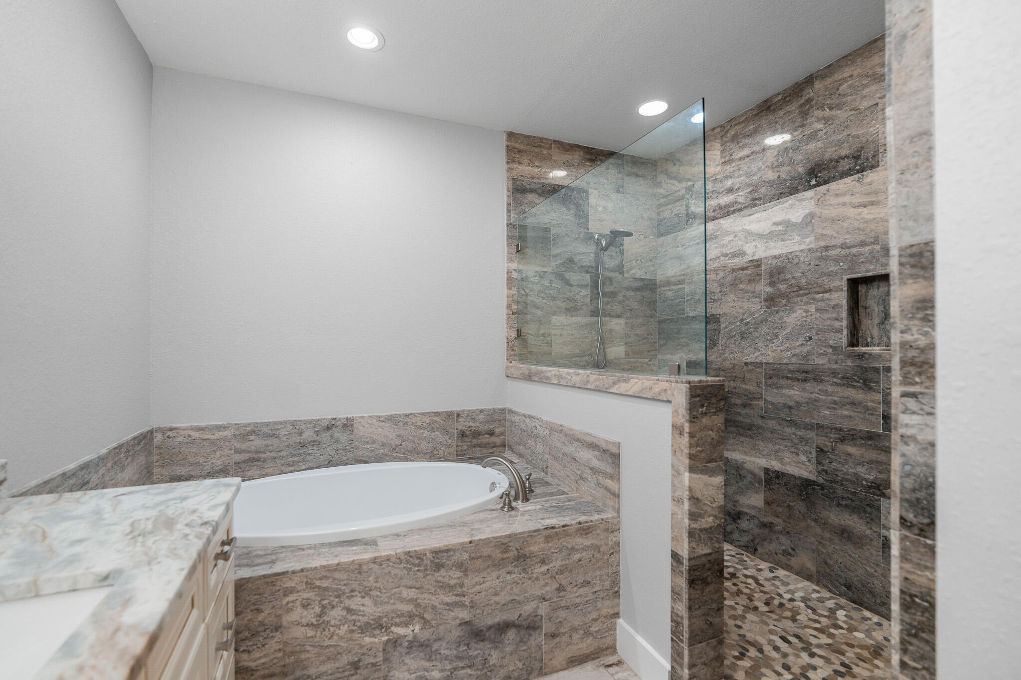 995 Airport Road UNIT 25