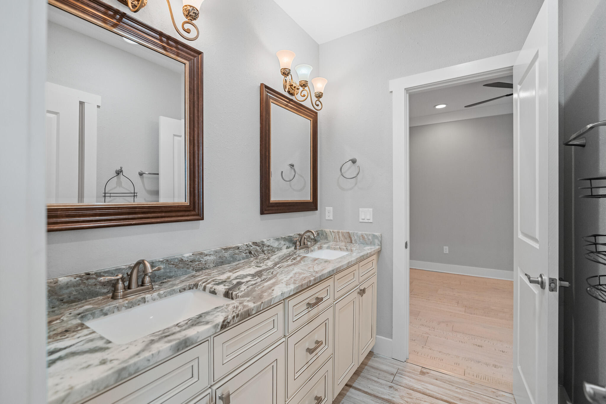 995 Airport Road UNIT 25