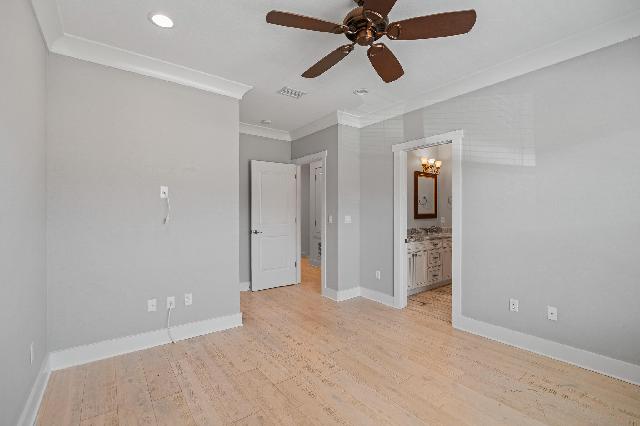 995 Airport Road UNIT 25