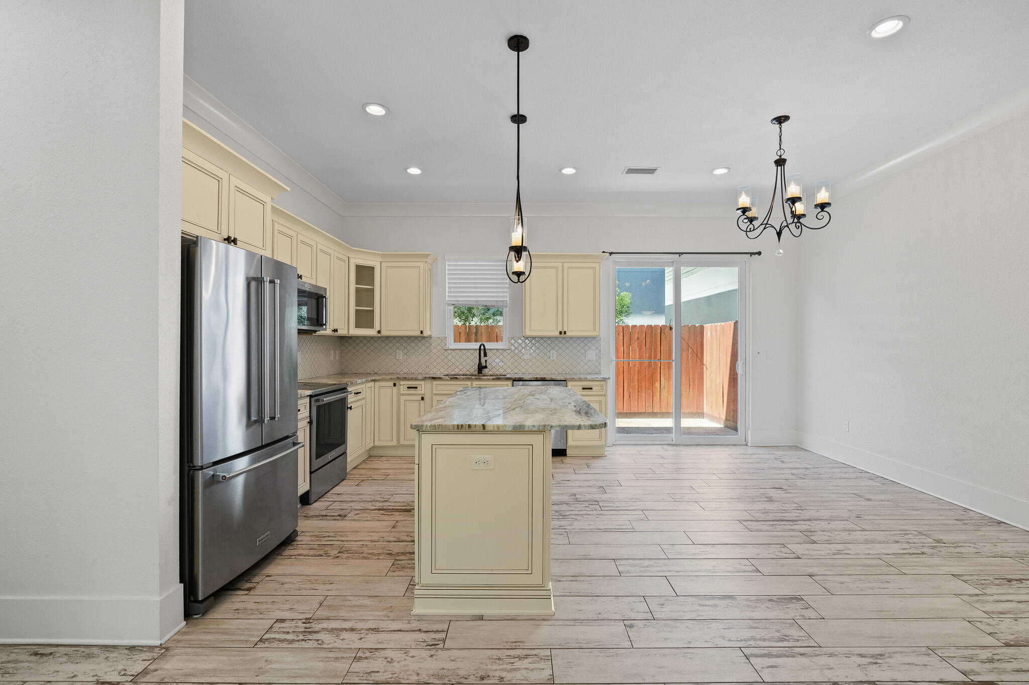 995 Airport Road UNIT 25