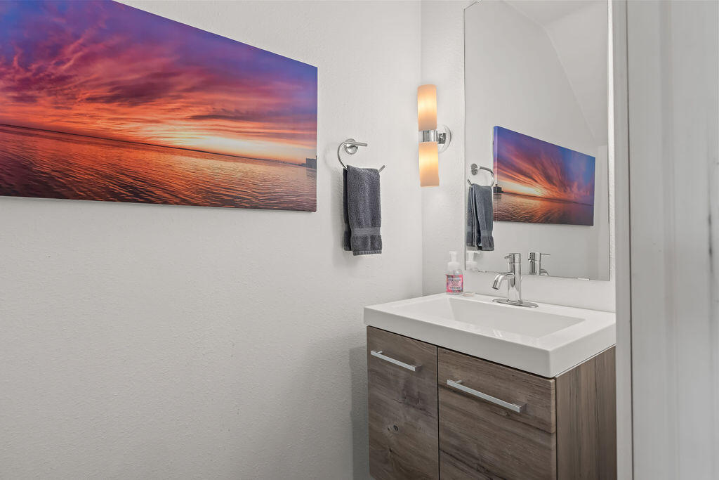 115 Gulf Winds Court 2