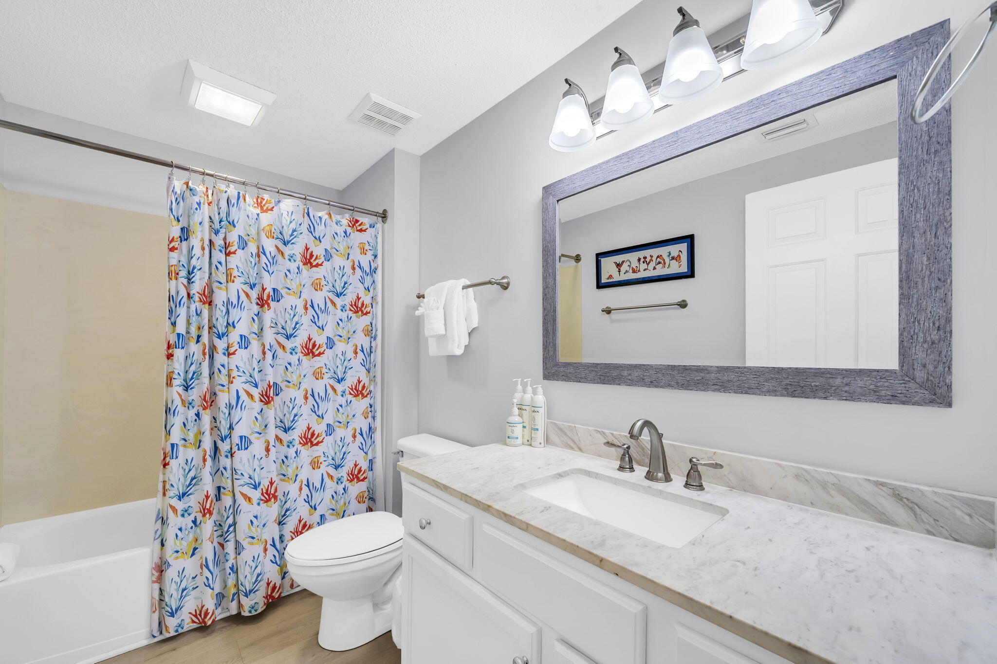 590 Santa Rosa Boulevard 418