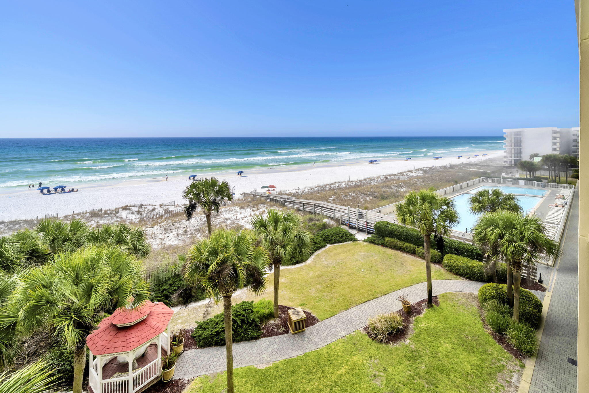 590 Santa Rosa Boulevard 418