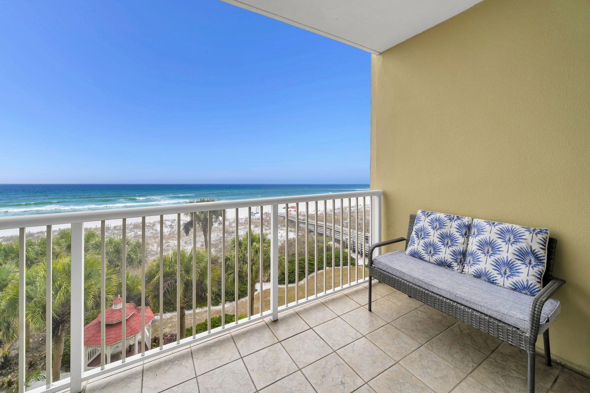 590 Santa Rosa Boulevard 418