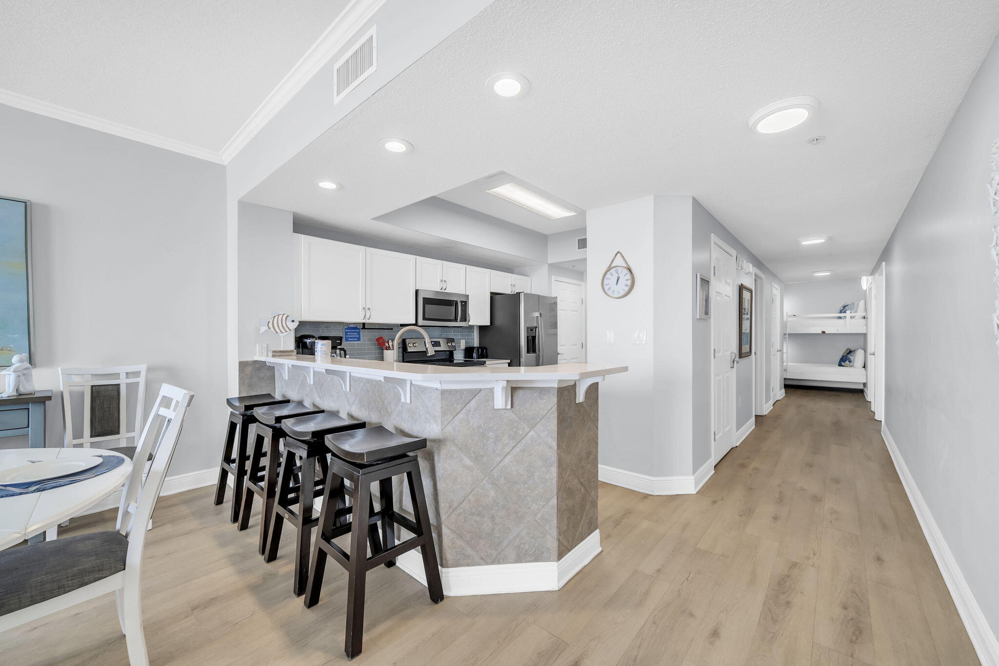 590 Santa Rosa Boulevard 418