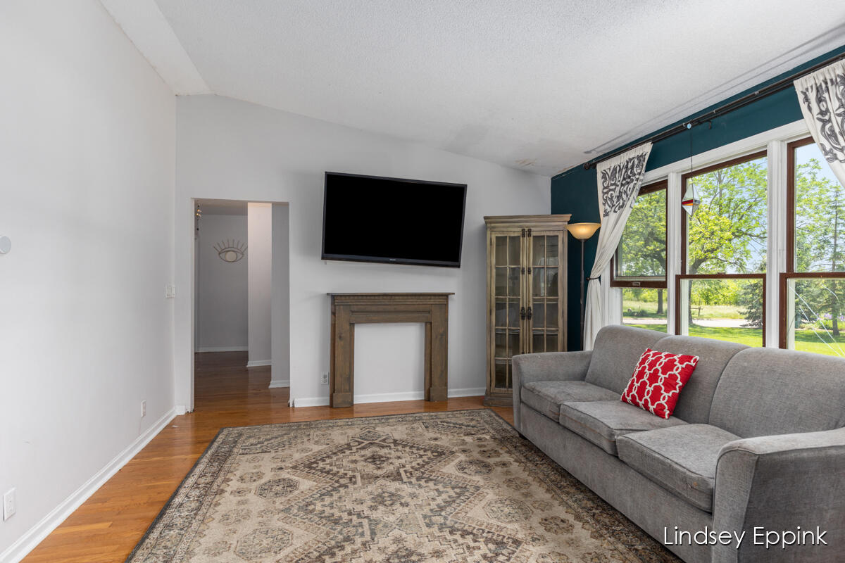 294 Quarterline Road