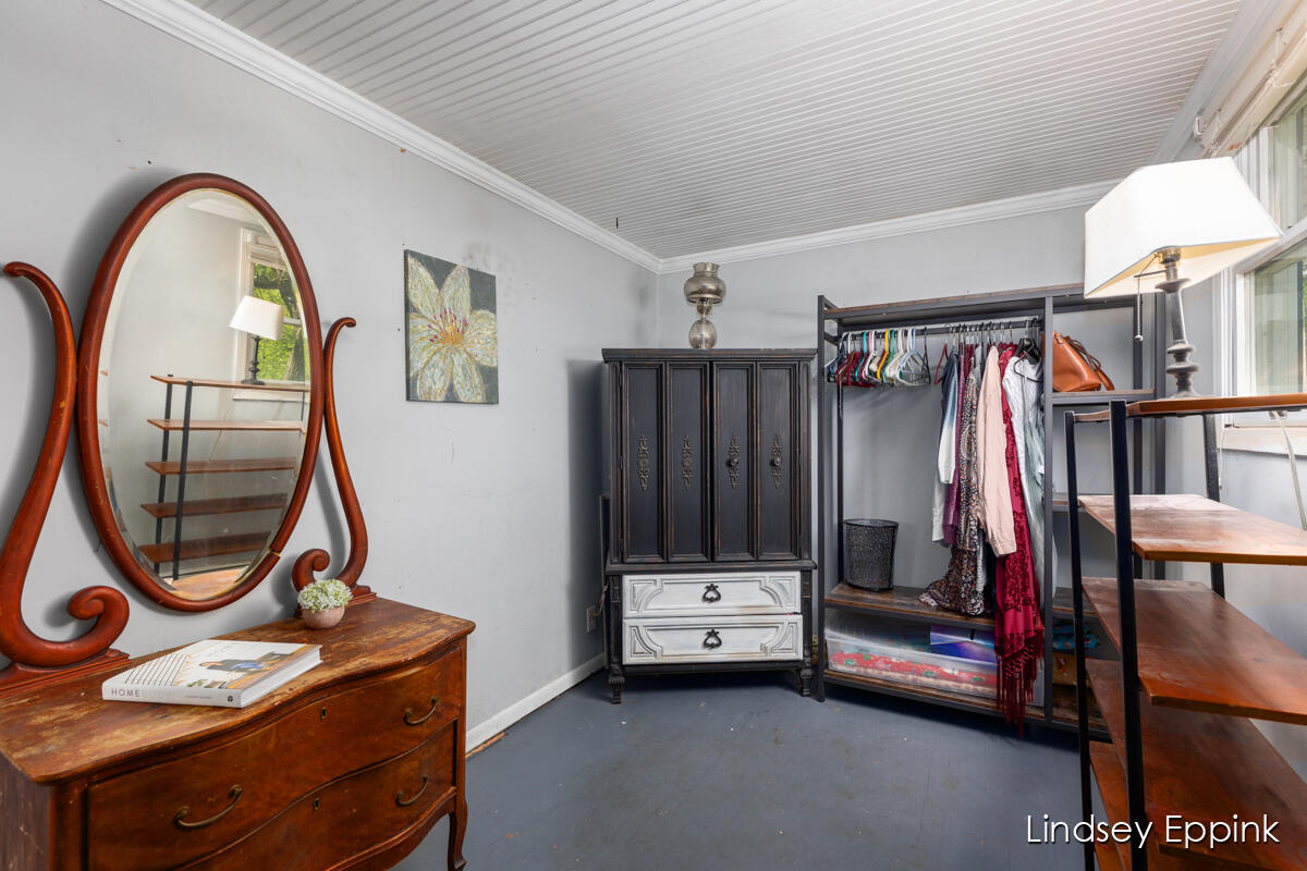 294 Quarterline Road