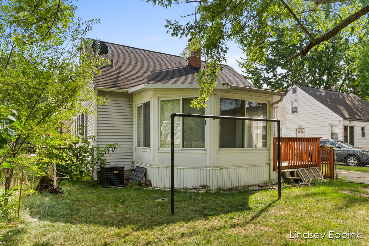 907 Canterbury Street SW