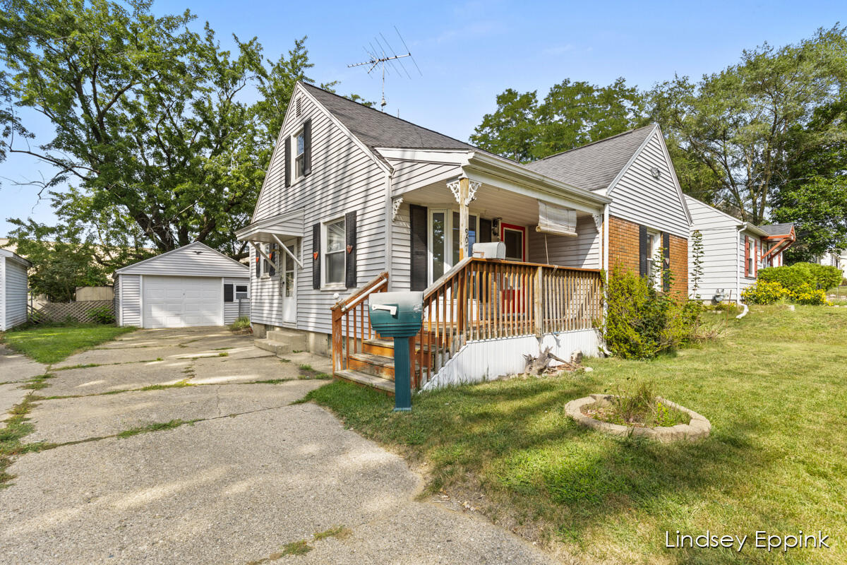 907 Canterbury Street SW