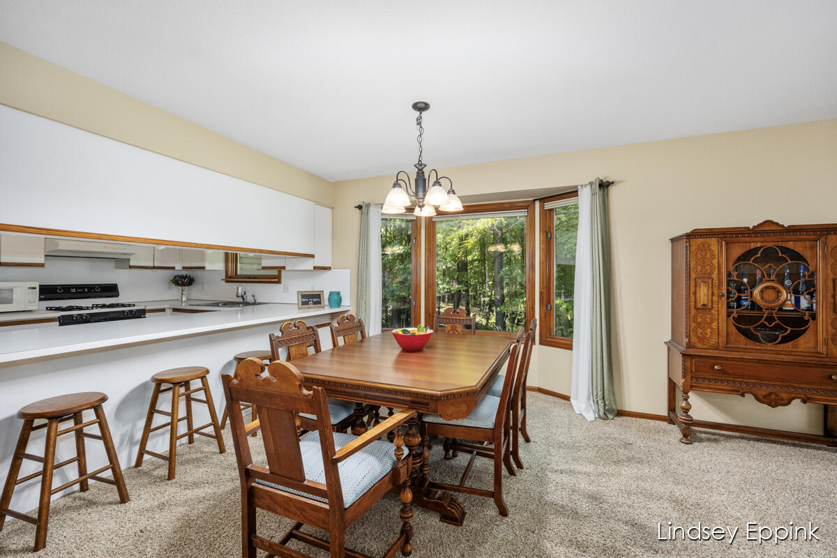 4685 Ottawa Creek Drive