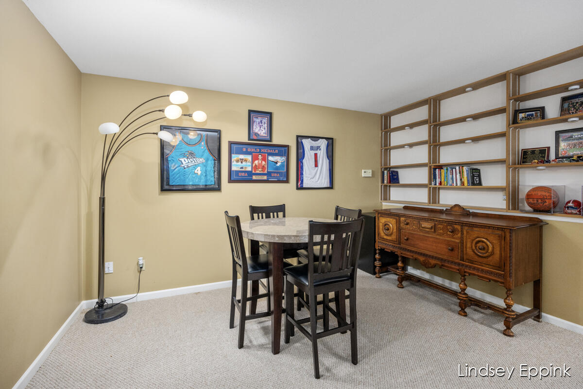 4685 Ottawa Creek Drive