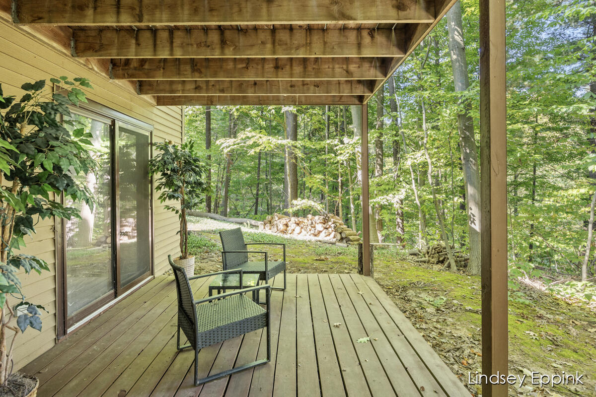 4685 Ottawa Creek Drive