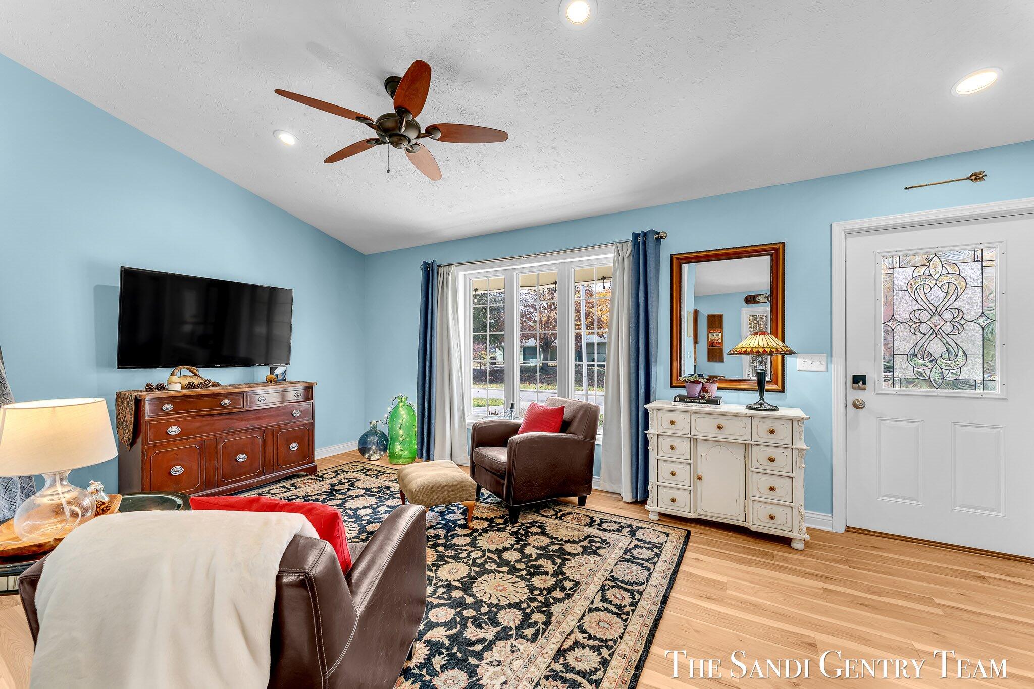 14001 Ridgewood Drive