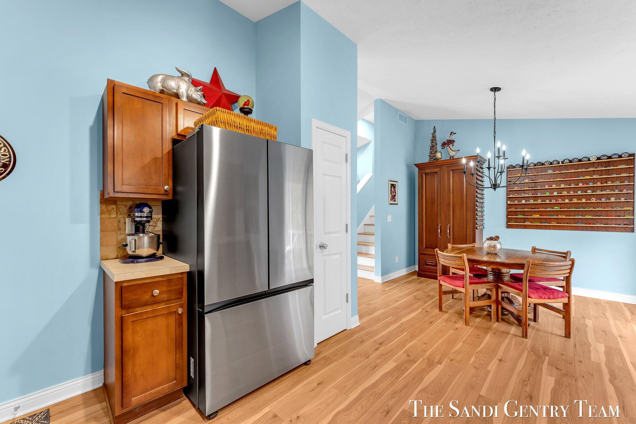 14001 Ridgewood Drive