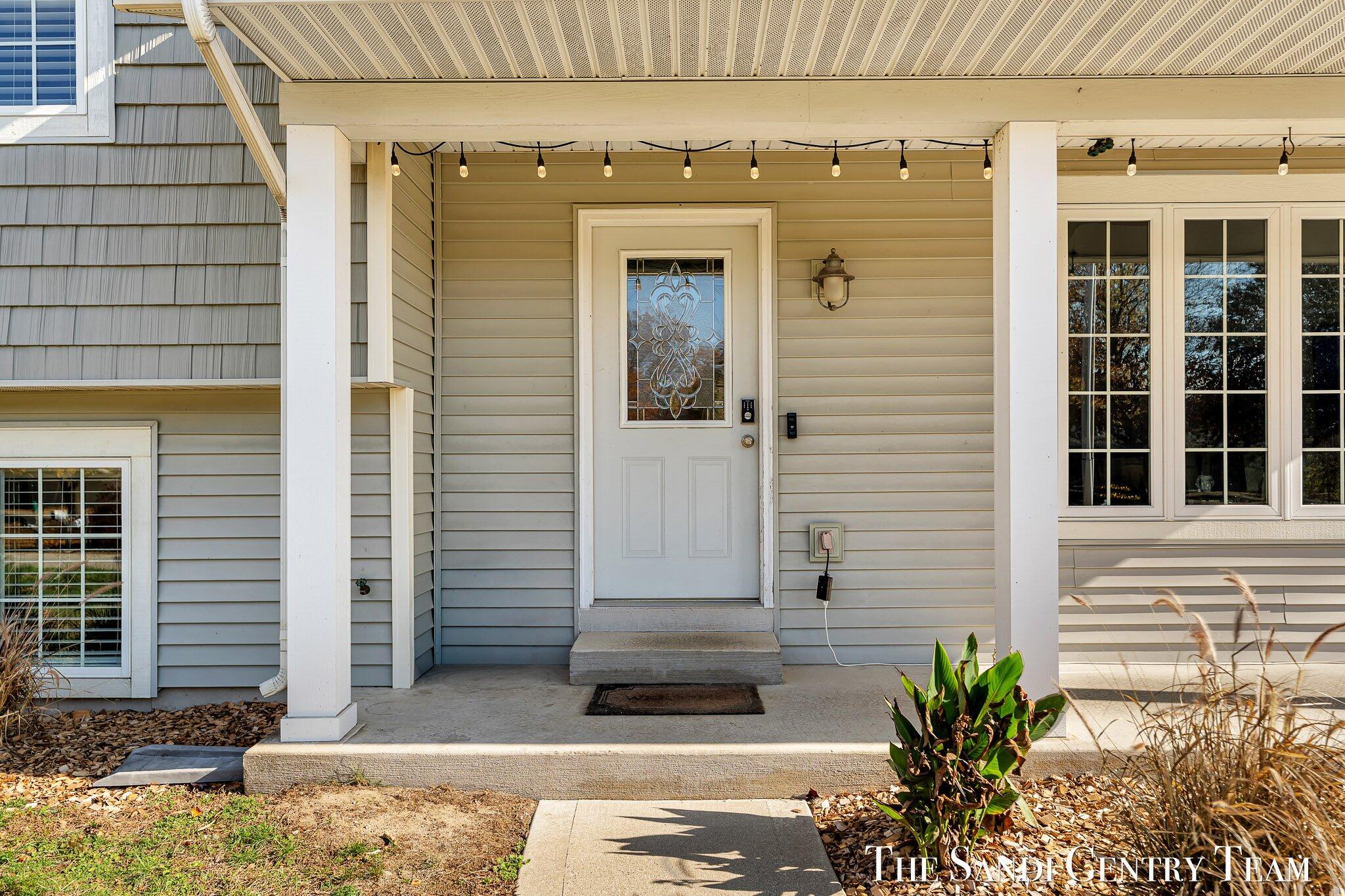 14001 Ridgewood Drive
