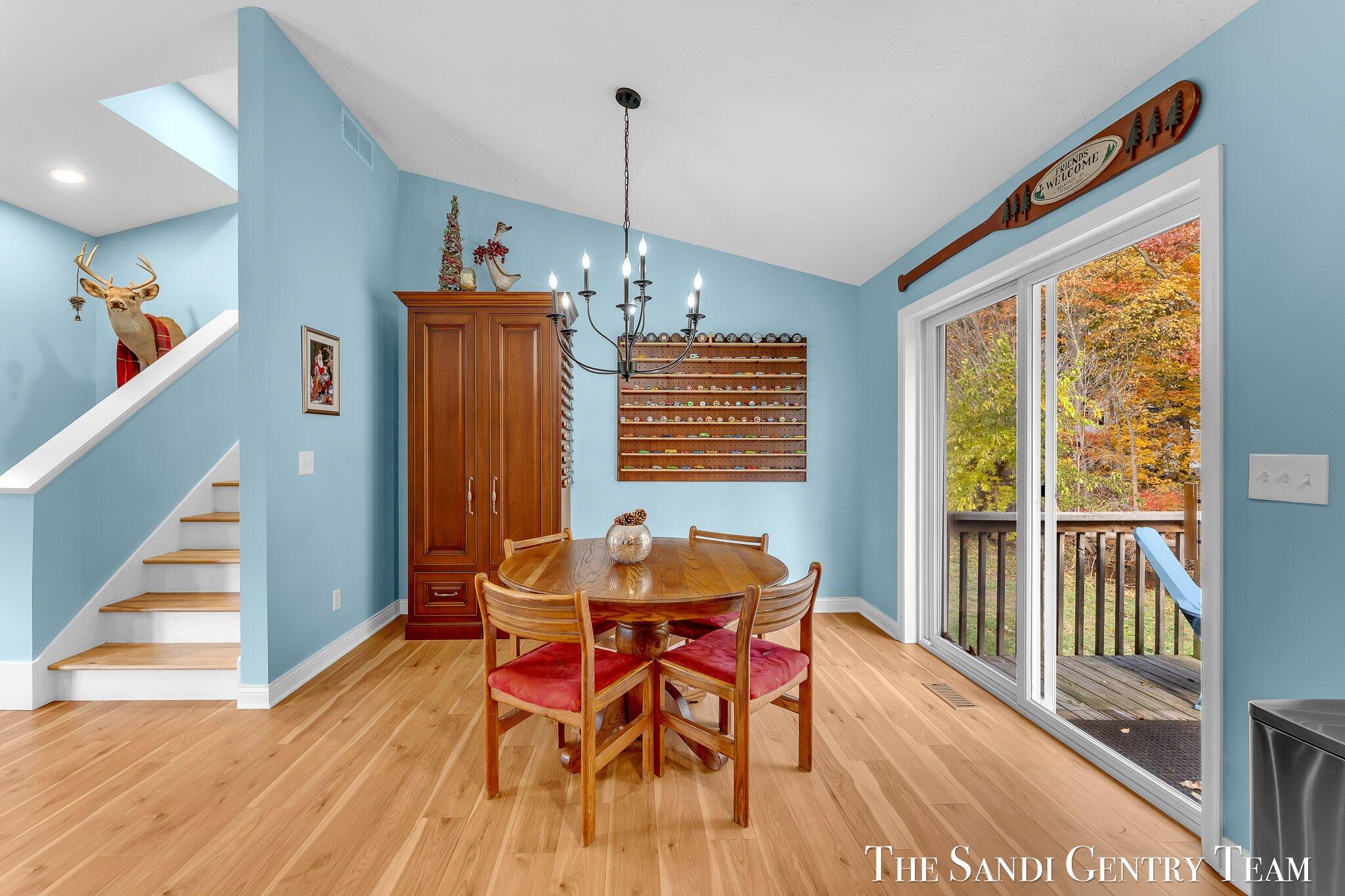 14001 Ridgewood Drive