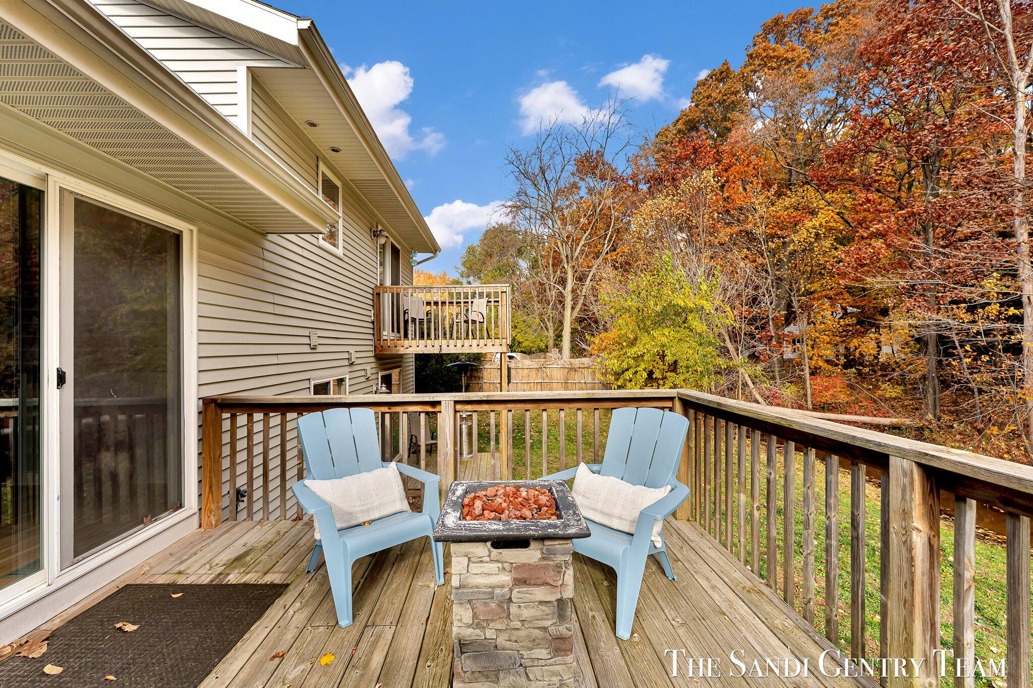 14001 Ridgewood Drive