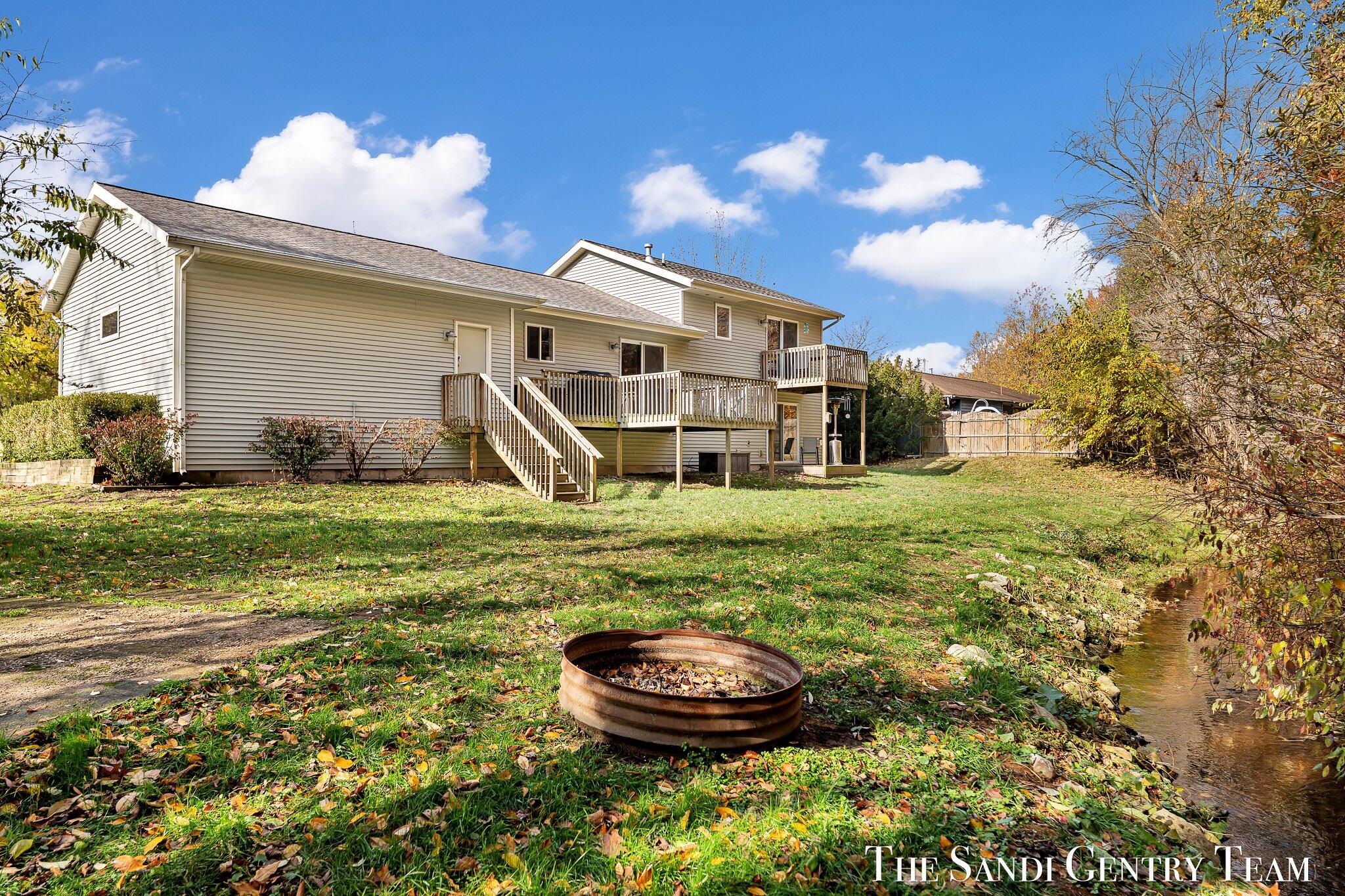 14001 Ridgewood Drive