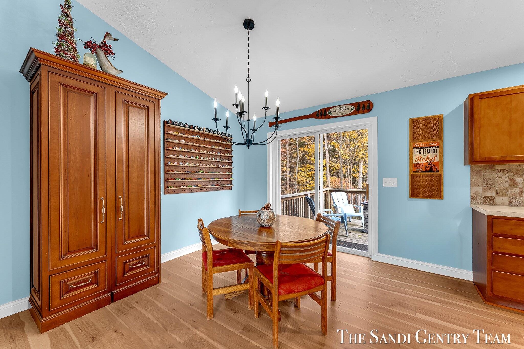 14001 Ridgewood Drive