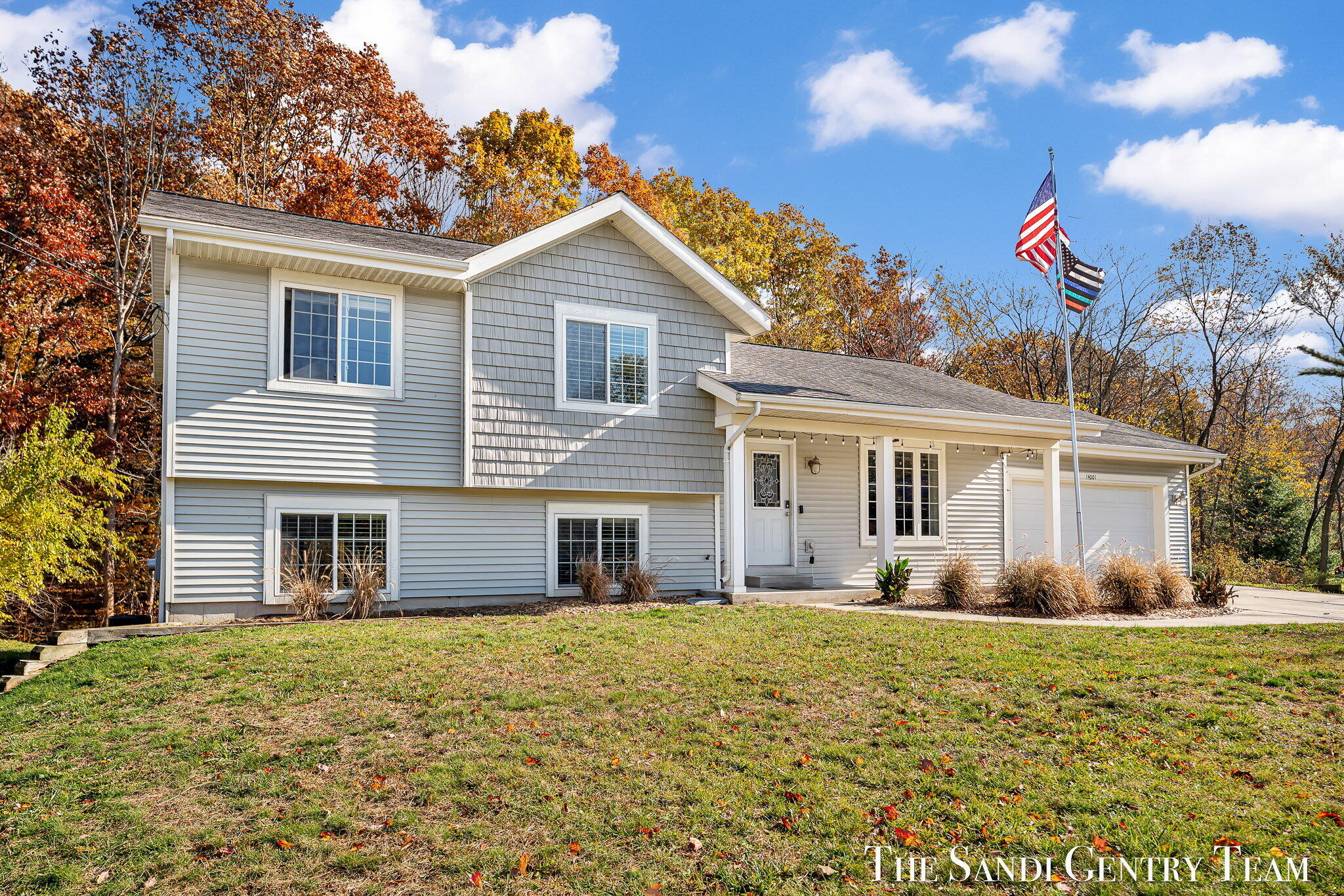 14001 Ridgewood Drive