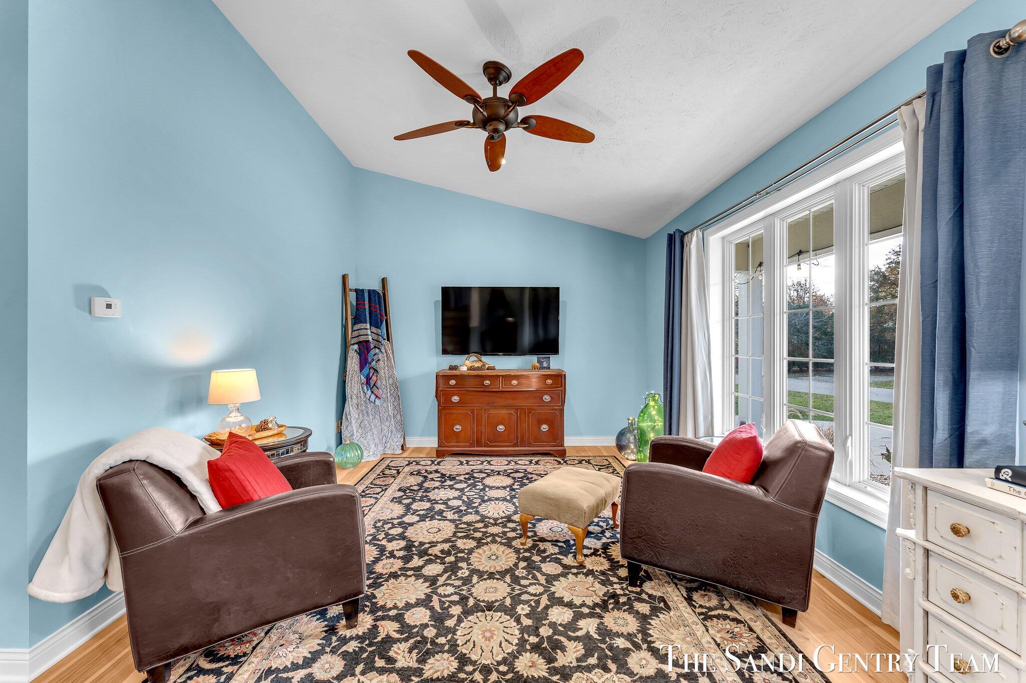 14001 Ridgewood Drive