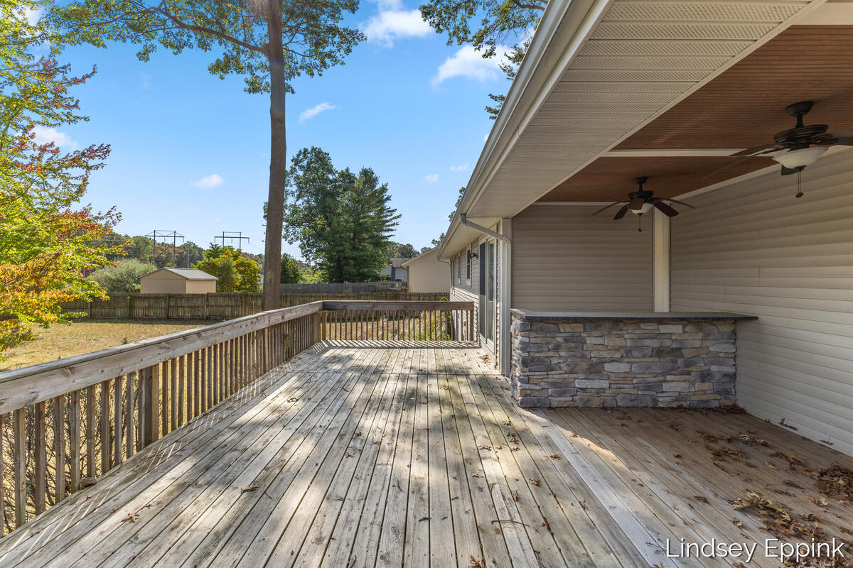 428 Escanaba Lane