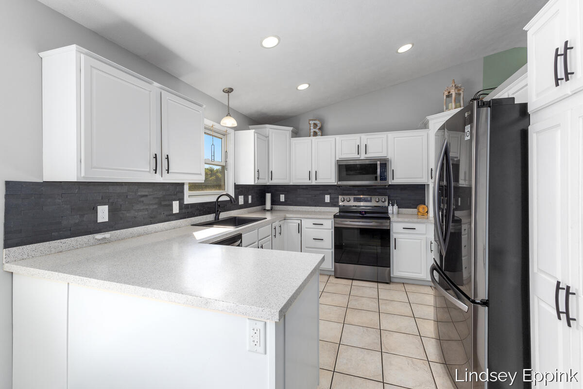 428 Escanaba Lane