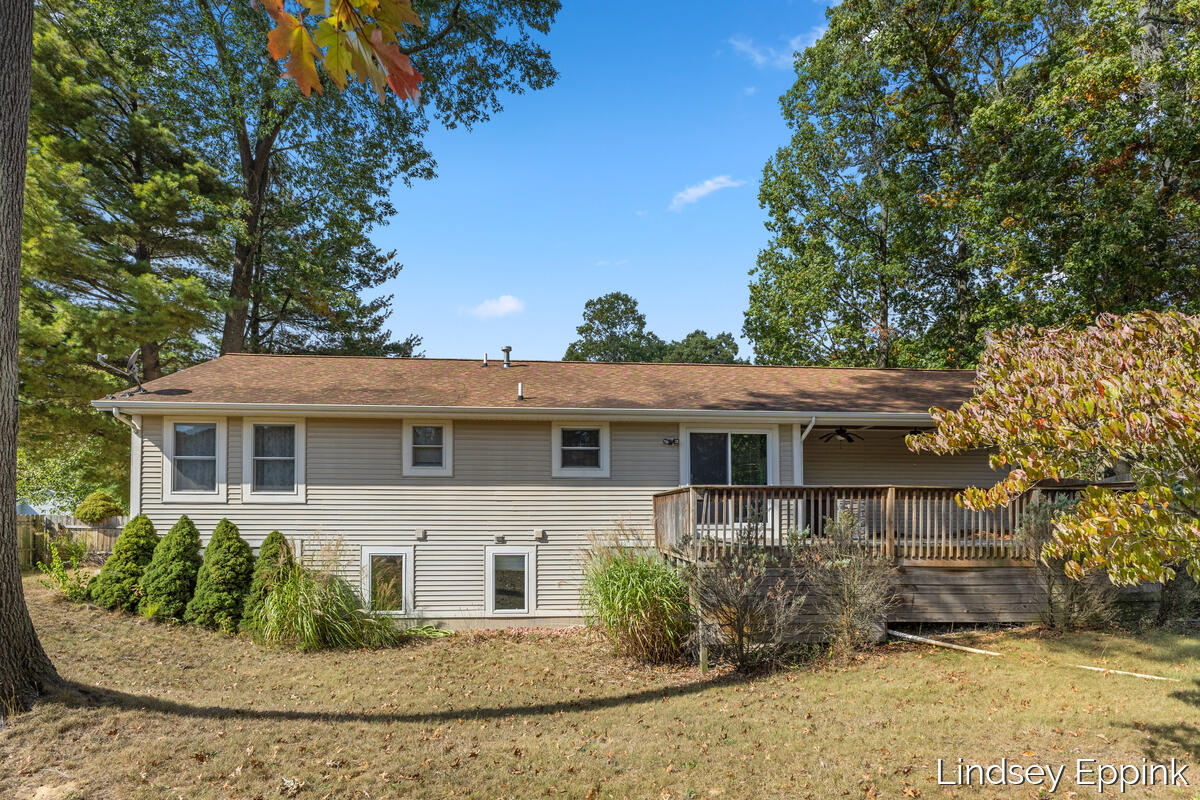 428 Escanaba Lane