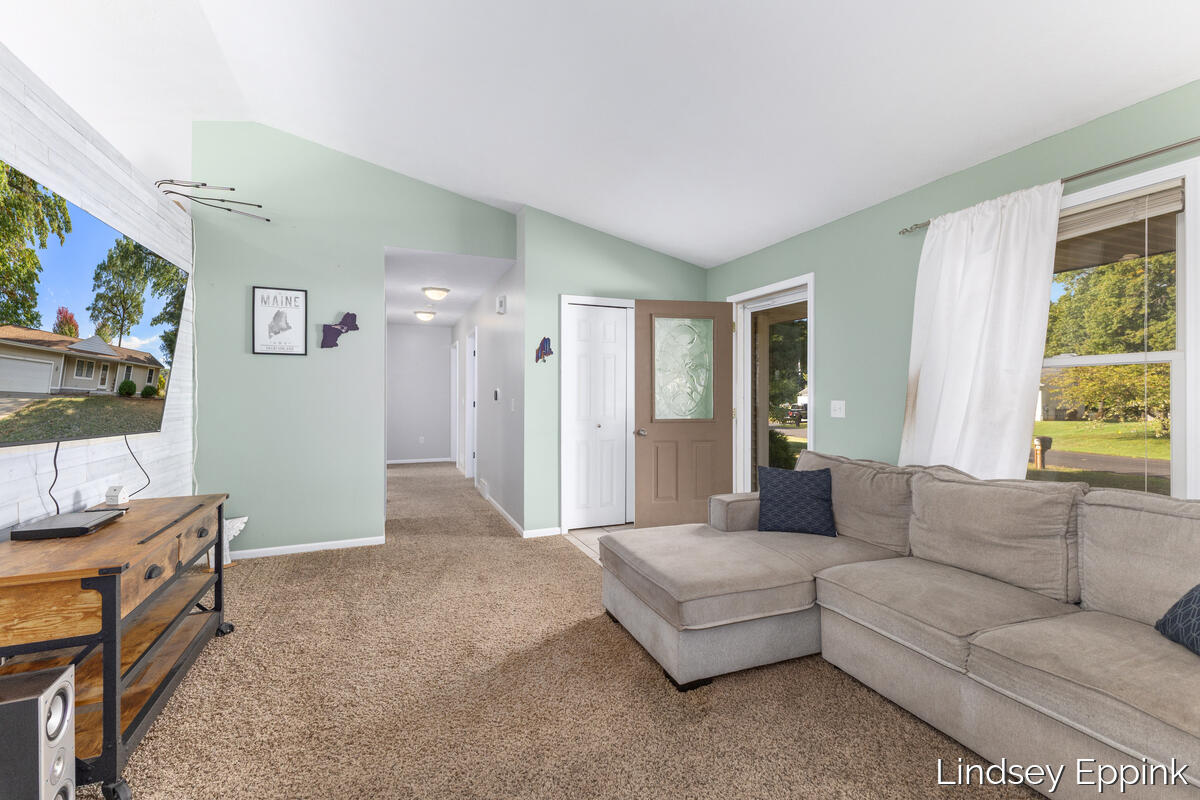 428 Escanaba Lane
