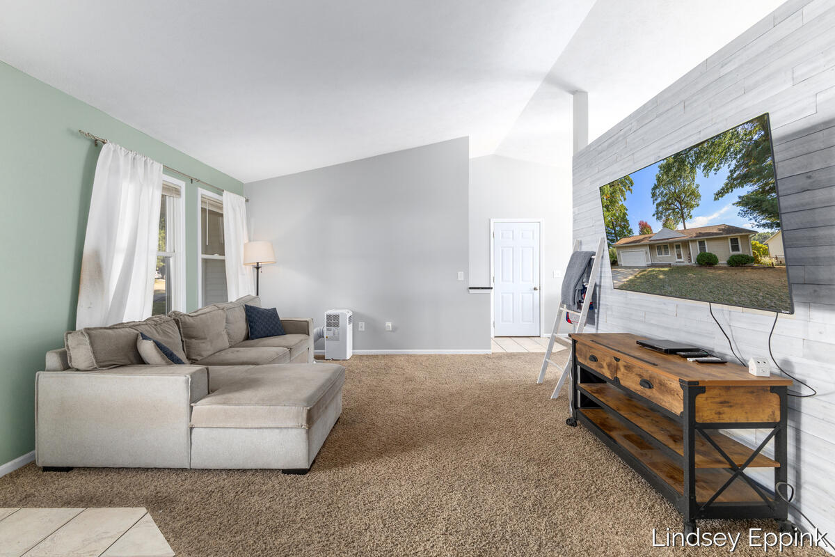 428 Escanaba Lane