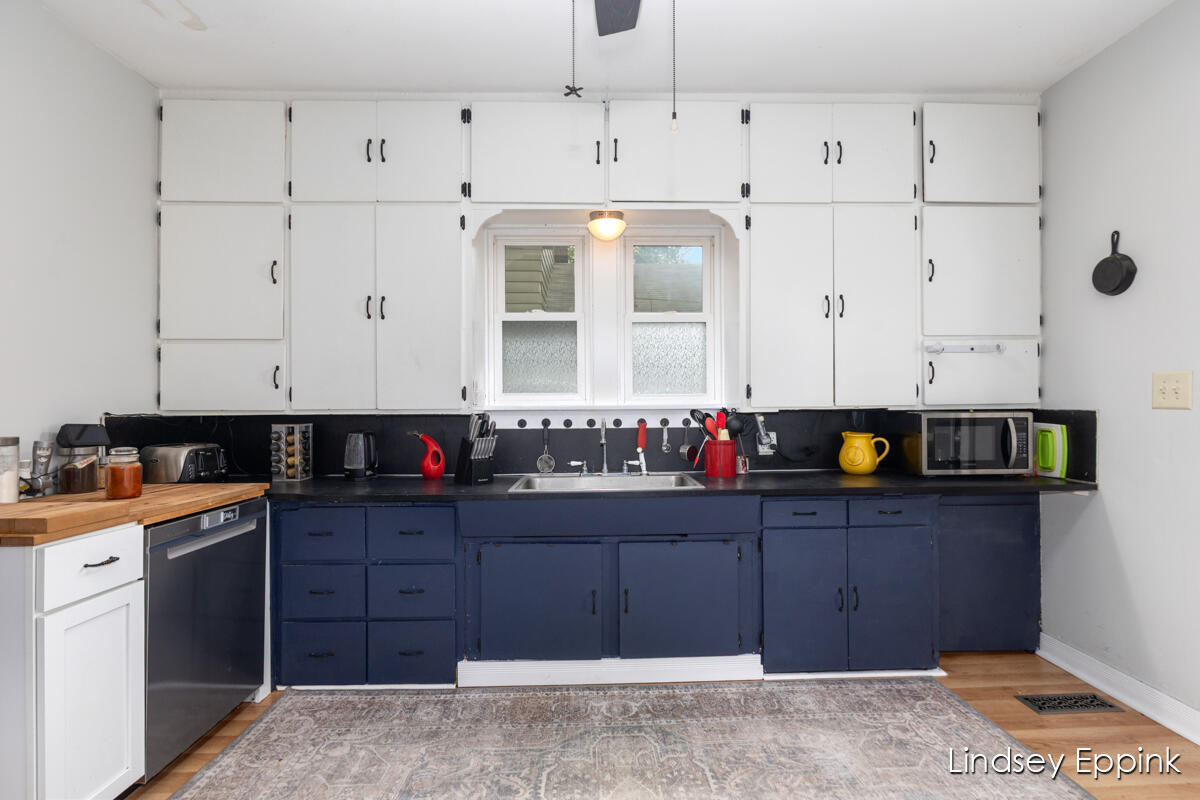 22 N Jefferson Street