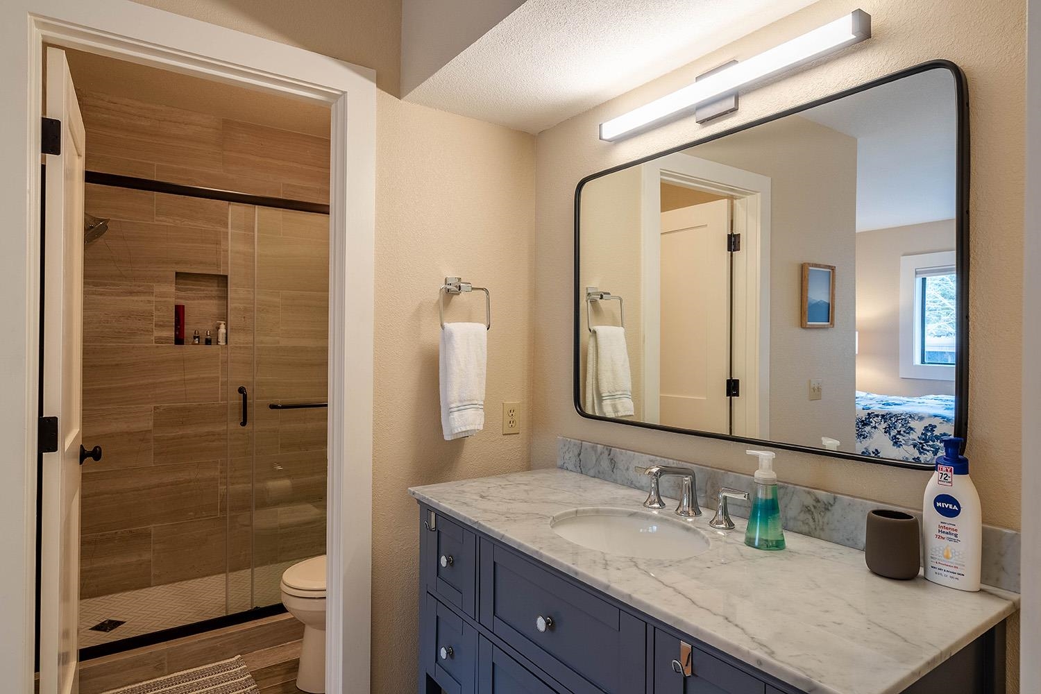 1591 Road Unit: 33