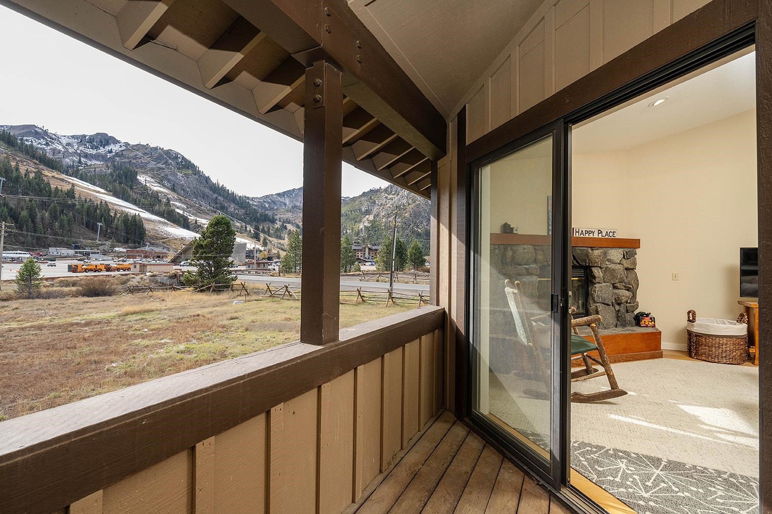 1591 Road Unit: 33