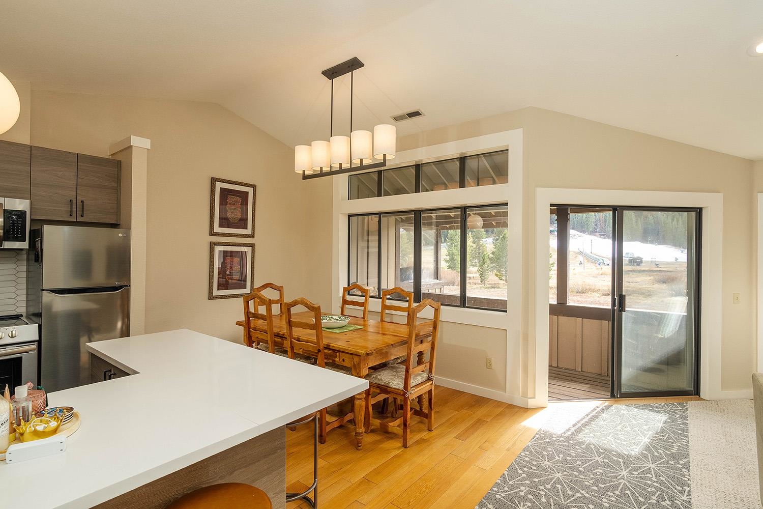 1591 Road Unit: 33