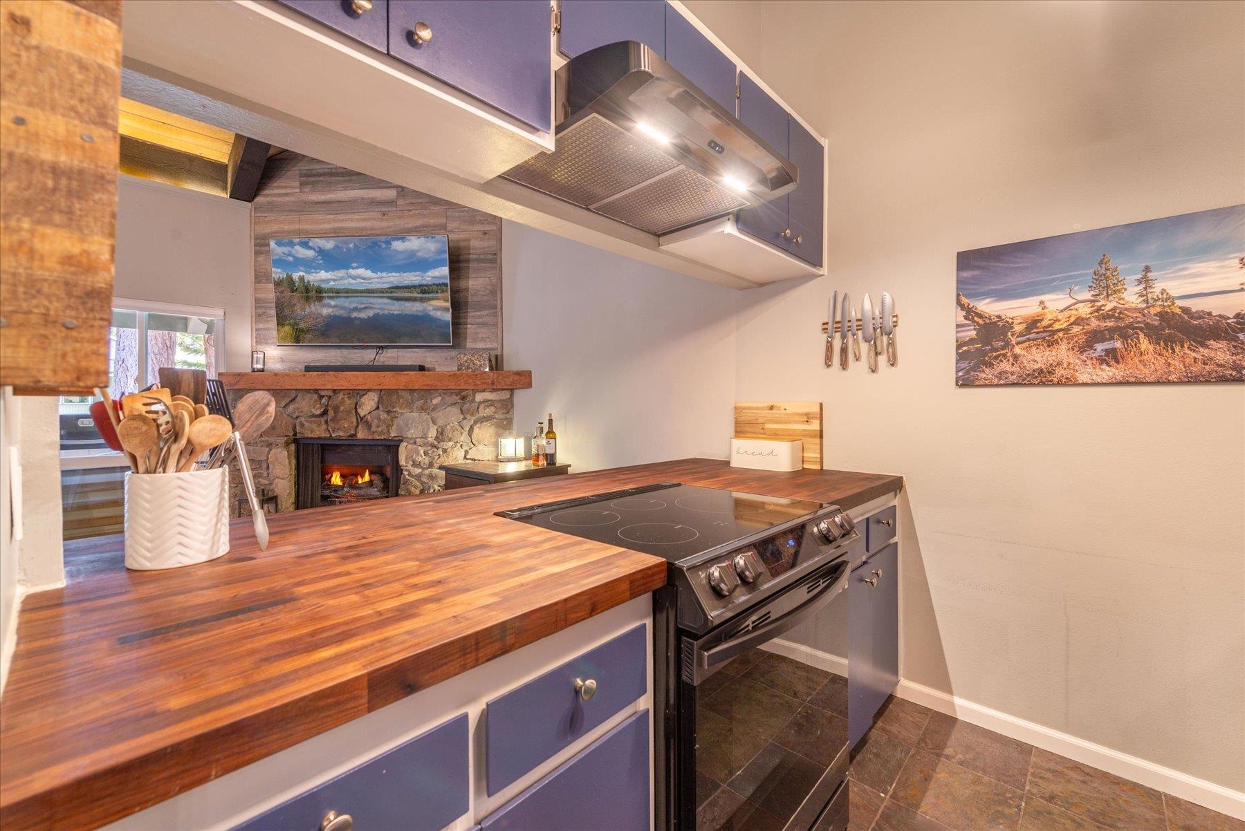 3200 North Lake Boulevard Unit: 18
