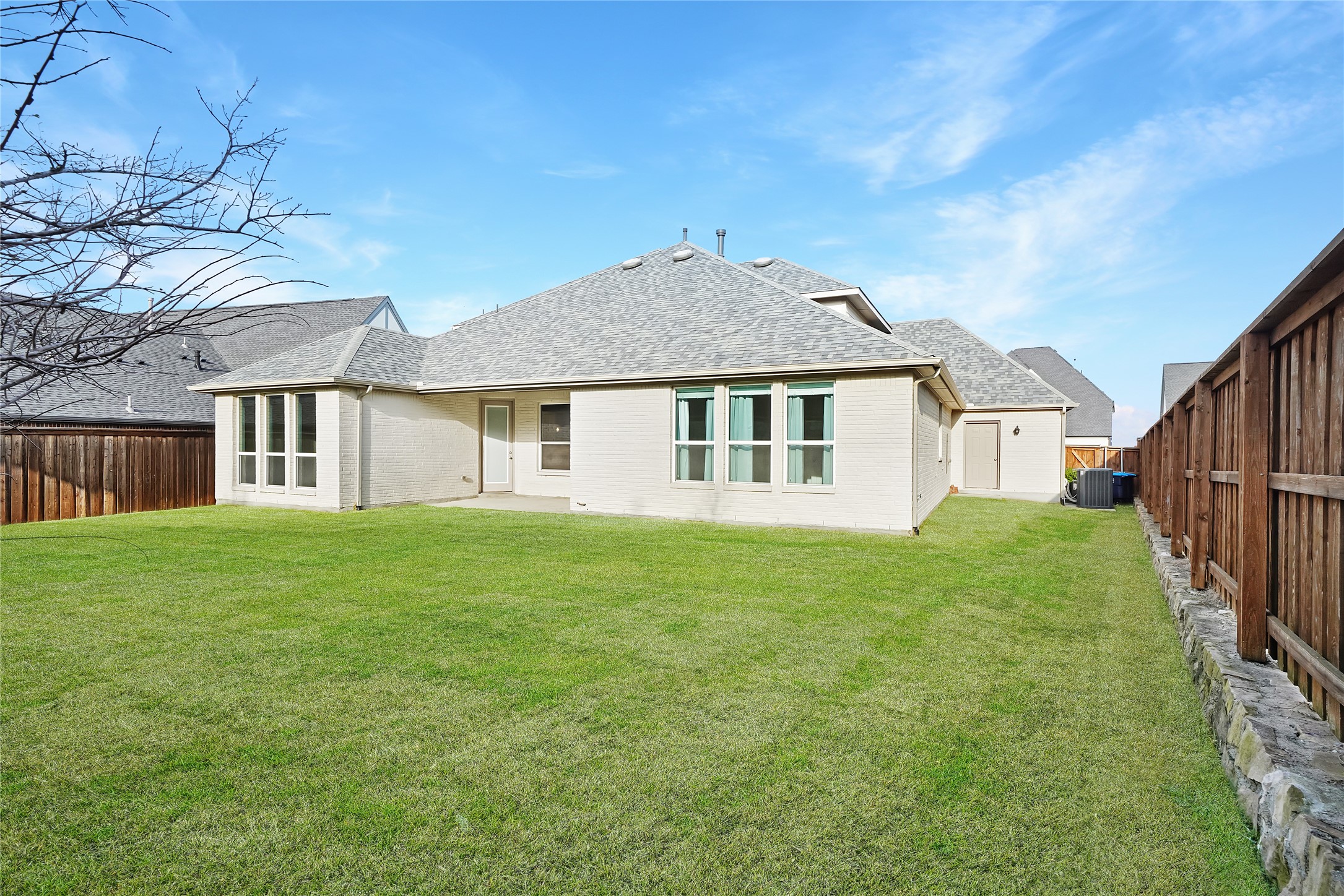 1800 Shade Tree Street