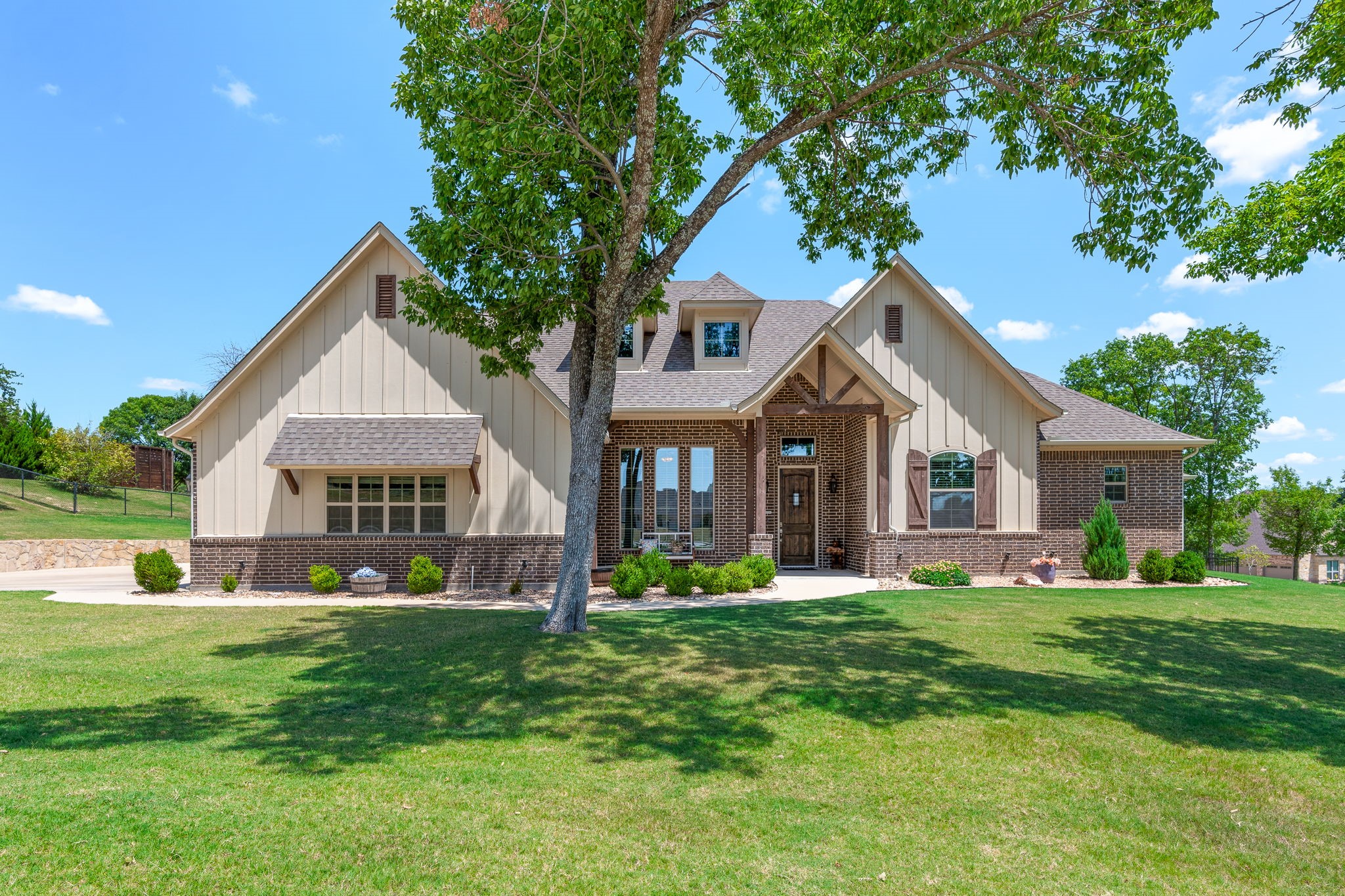 3809 Smoky Oak Trail