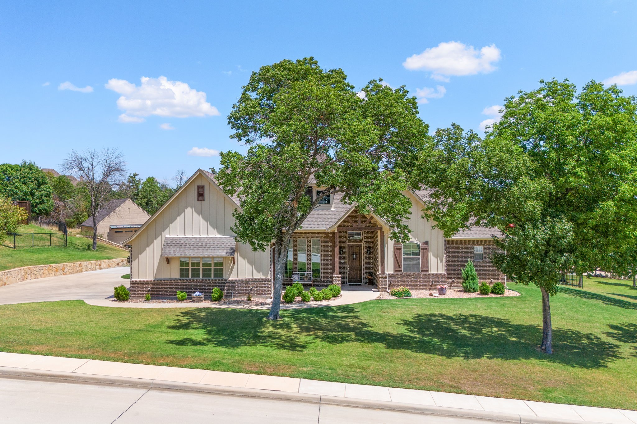 3809 Smoky Oak Trail